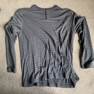 Travis Mathew long sleeve